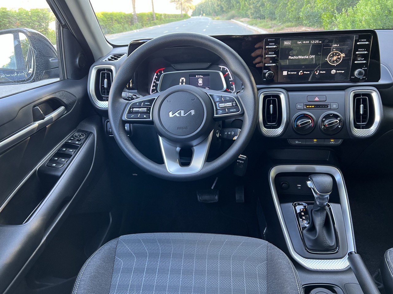 Detail Picture Kia Sonet - Rent in Dubai