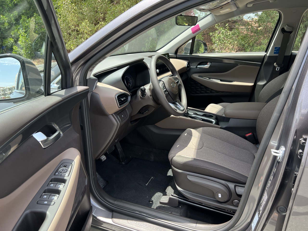 Detail Picture Hyundai Santa Fe - Rent in Dubai