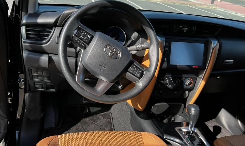 Detail Picture Toyota Fortuner 2023-2024 - Rent in Dubai