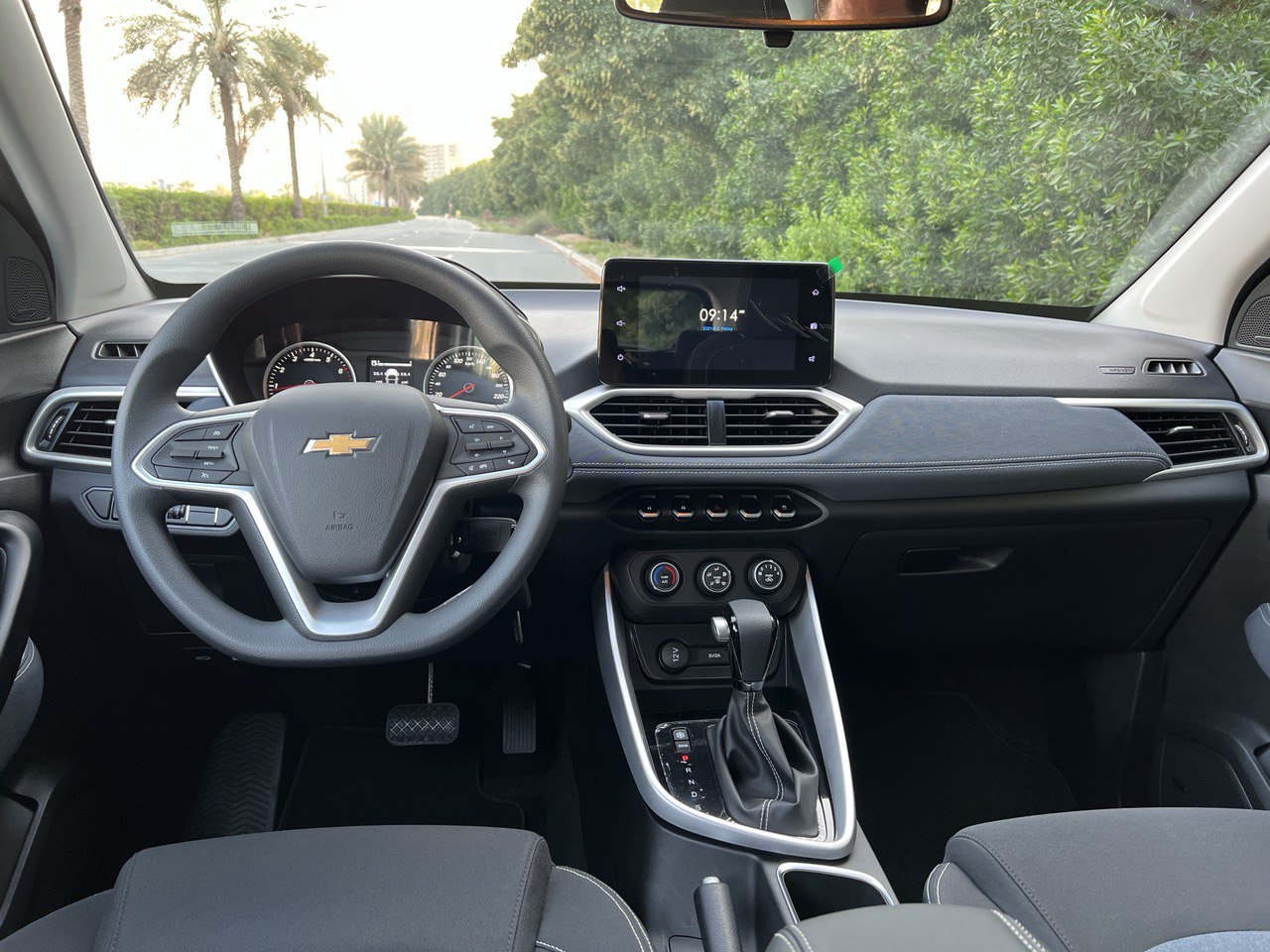 Detail Picture Chevrolet Captiva - Rent in Dubai