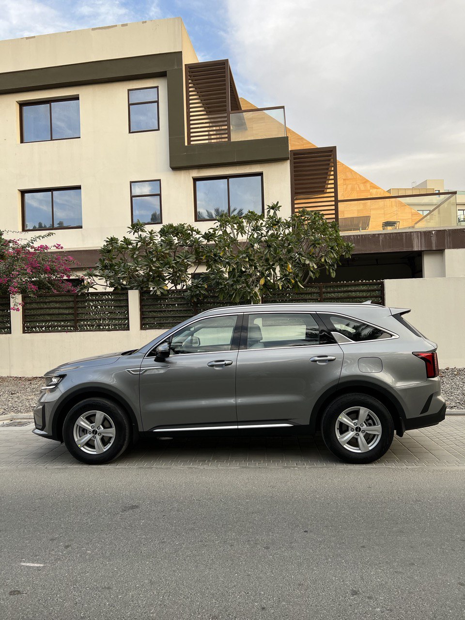 Detail Picture Kia Sorento - Rent in Dubai