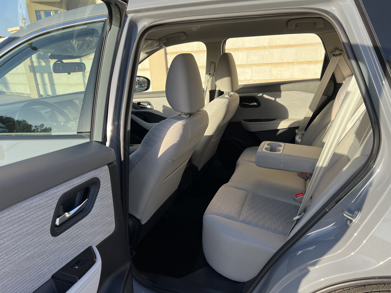 Detail Picture Nissan X-trail - Rent in Dubai