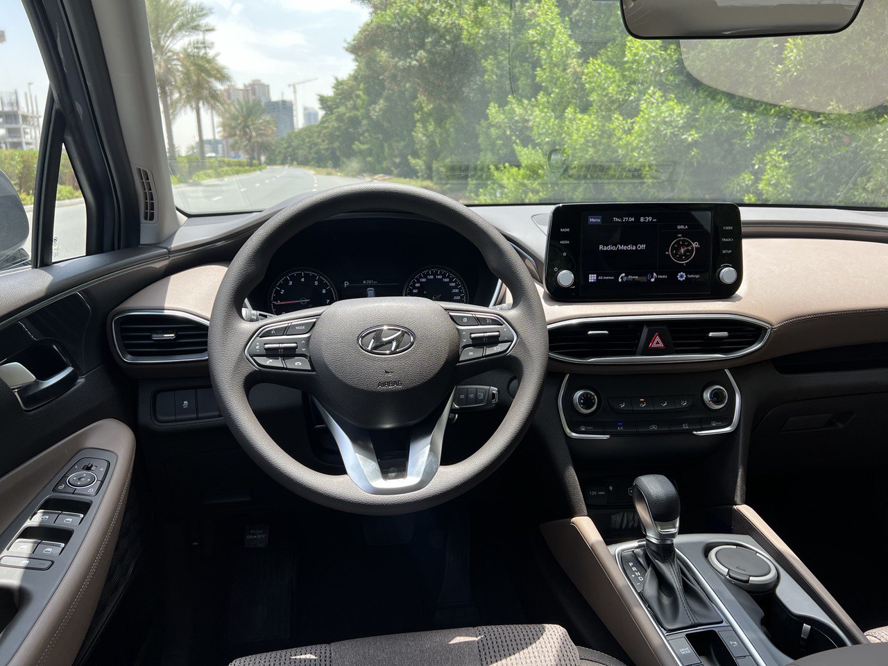 Detail Picture Hyundai Santa Fe - Rent in Dubai