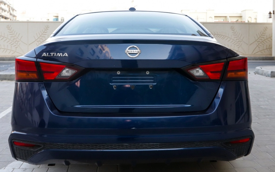 Detail Picture Nissan Altima 2020 - Rent in Dubai