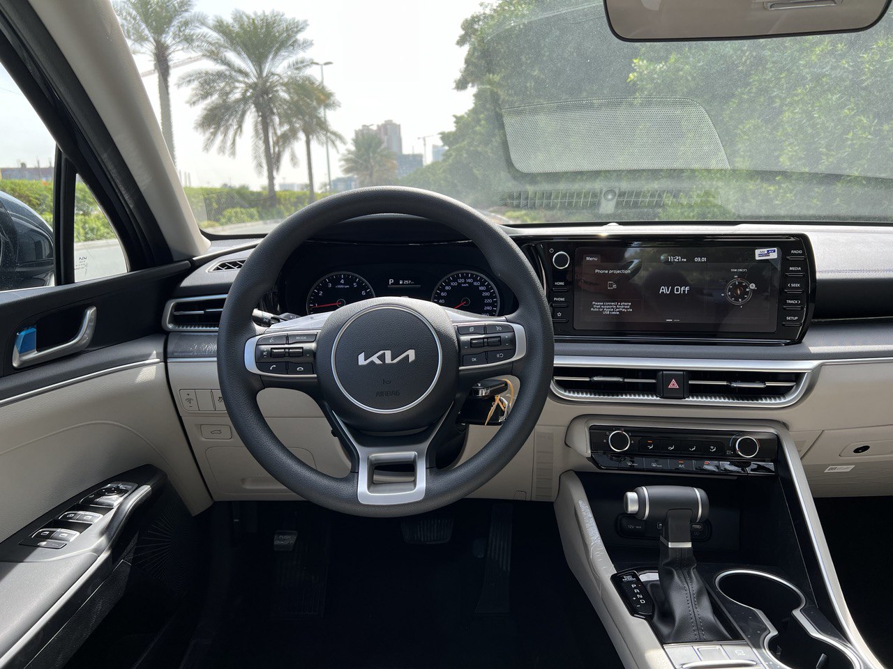 Detail Picture Kia k5 - Rent in Dubai