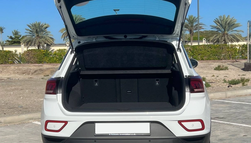 Detail Picture Volkswagen T-Roc 2023-2024 - Rent in Dubai
