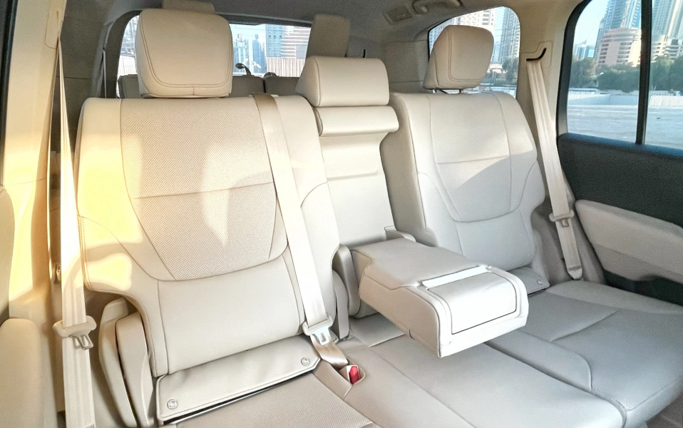 Detail Picture Toyota Land Cruiser GXR V6 2022 - Rent in Dubai
