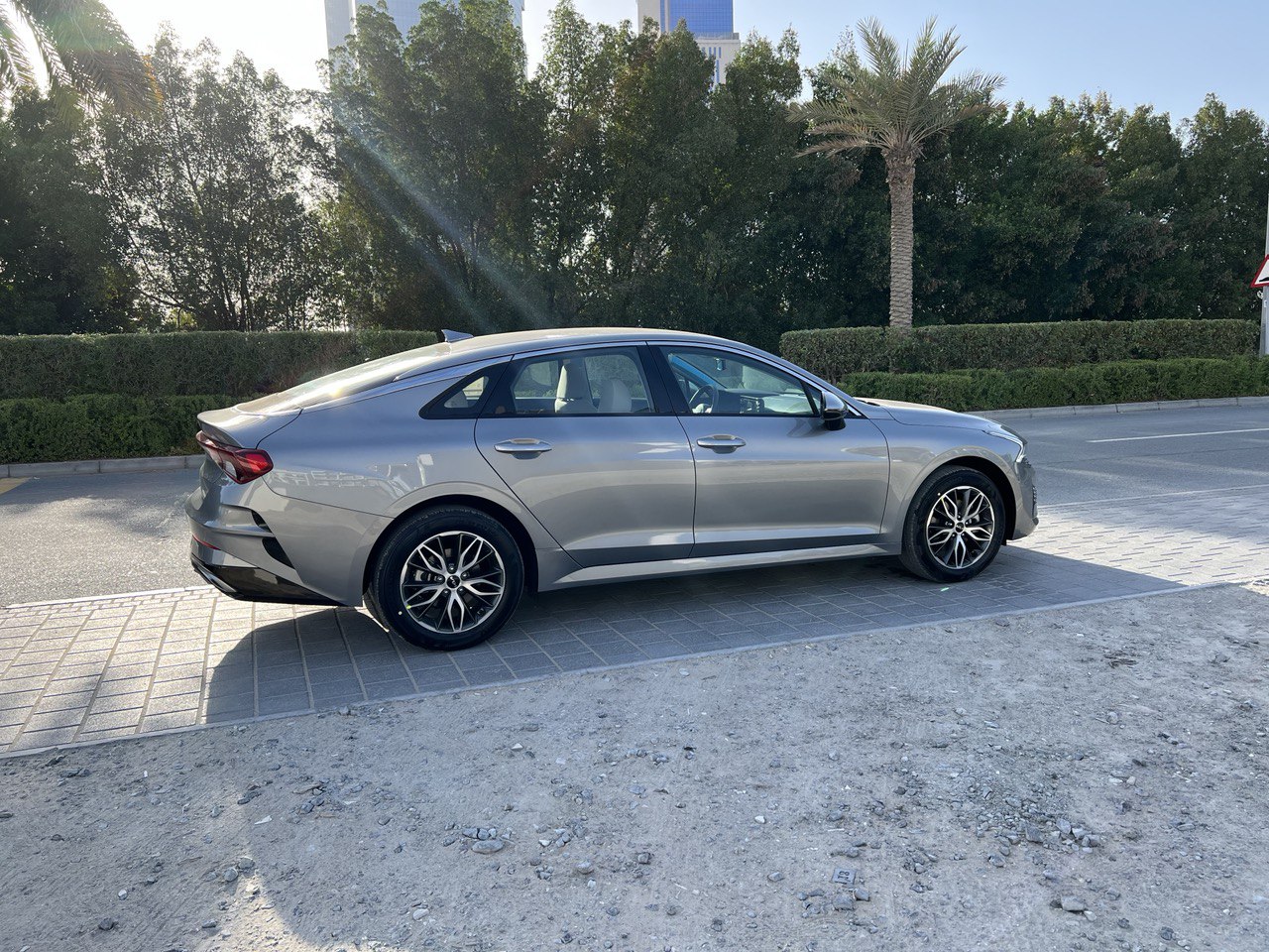 Detail Picture Kia K5 - Rent in Dubai