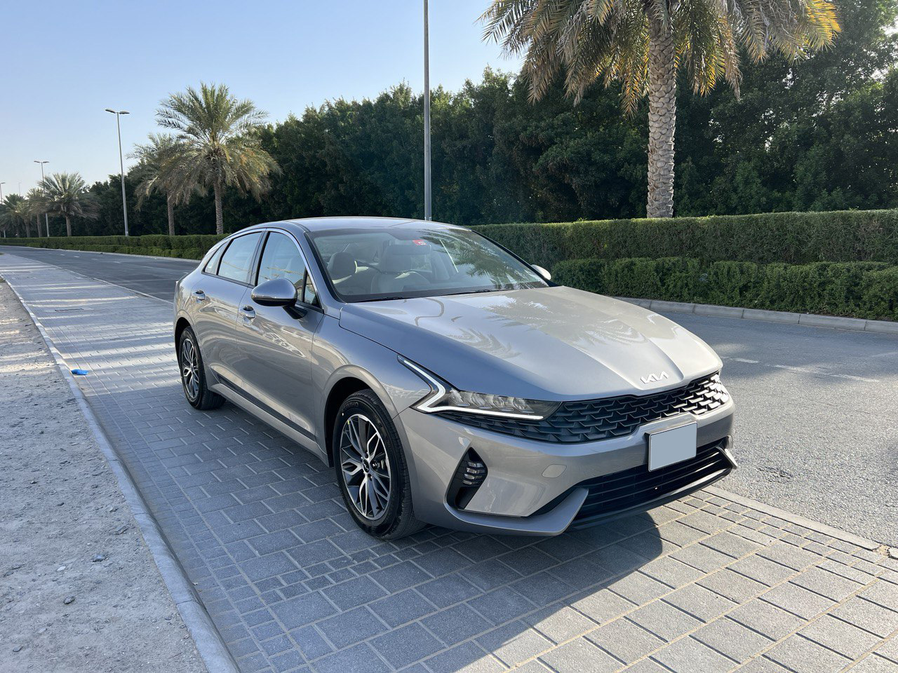 Detail Picture Kia K5 - Rent in Dubai
