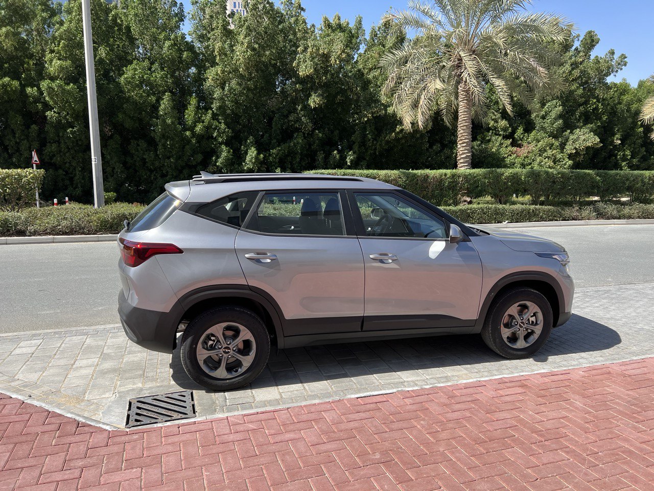 Detail Picture Kia Seltos - Rent in Dubai