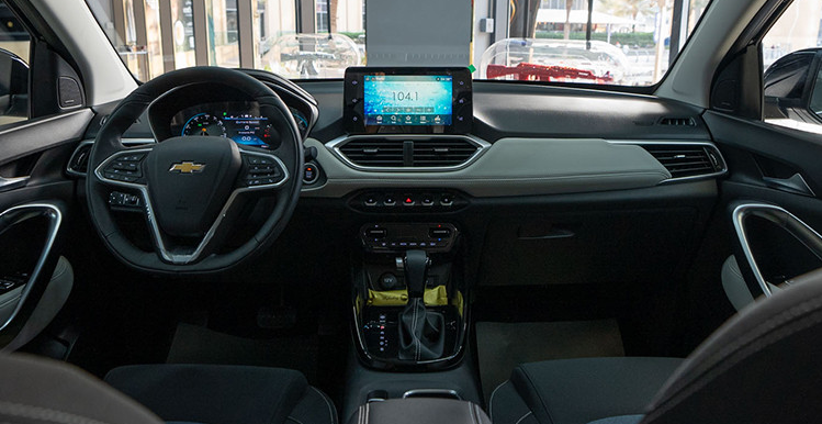 Detail Picture Chevrolet Captiva 2023-2024 - Rent in Dubai