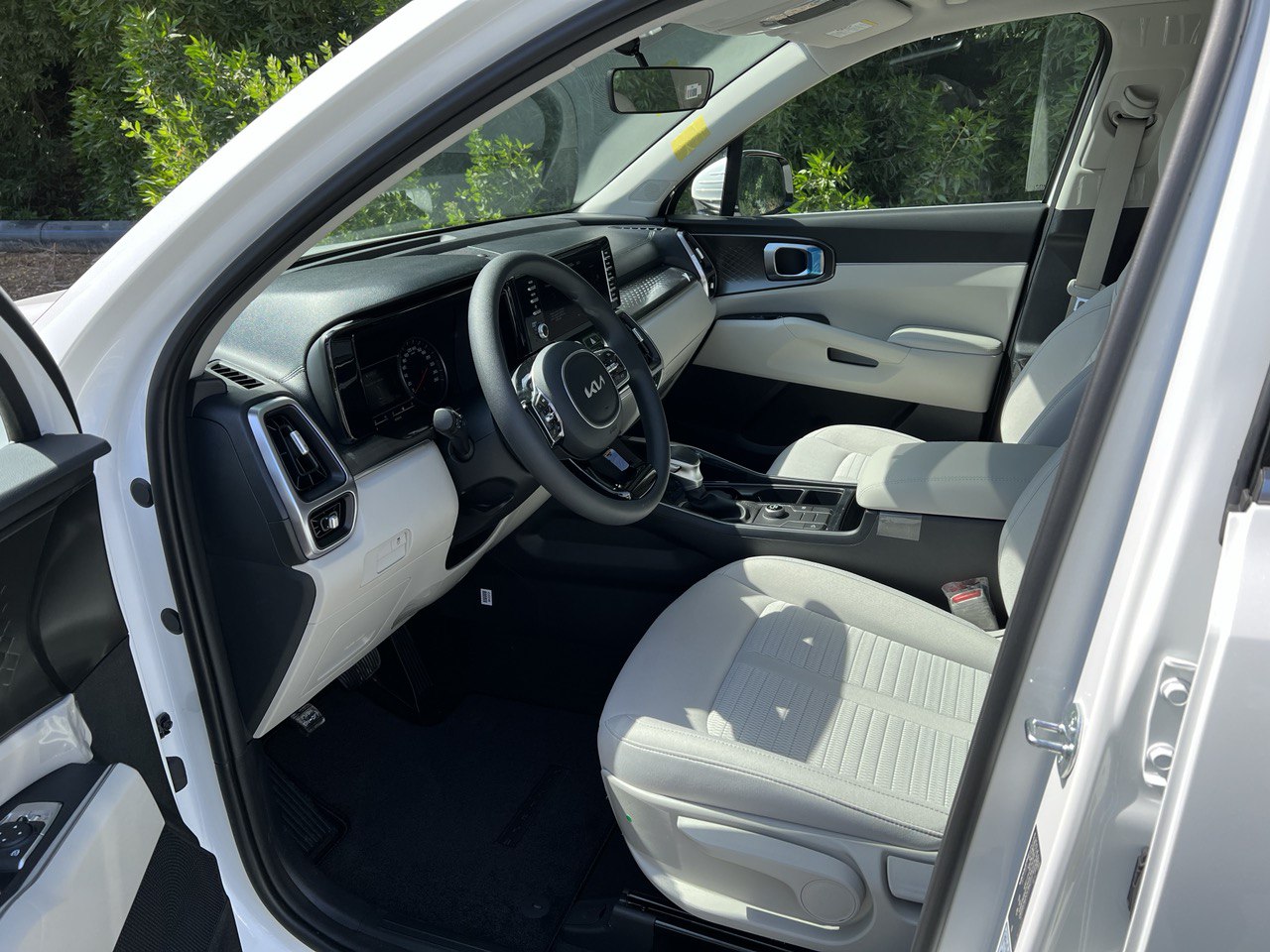 Detail Picture Kia Sorento - Rent in Dubai