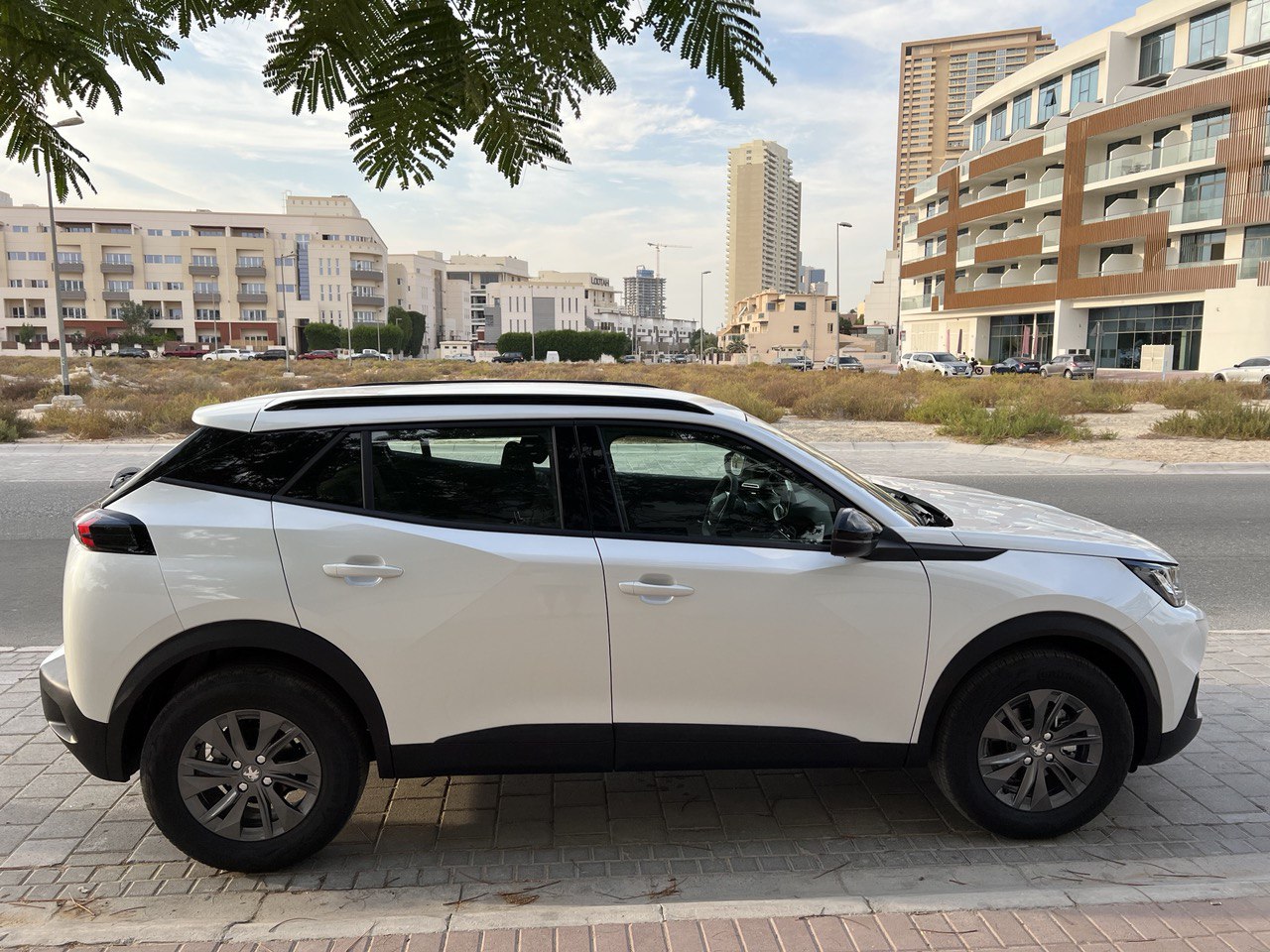 Detail Picture Peugeot 2008 - Rent in Dubai