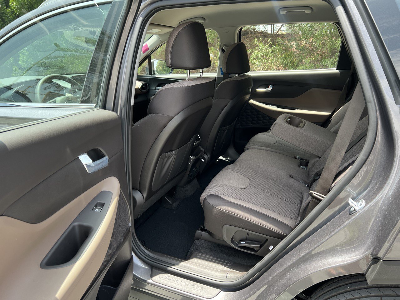 Detail Picture Hyundai Santa Fe - Rent in Dubai