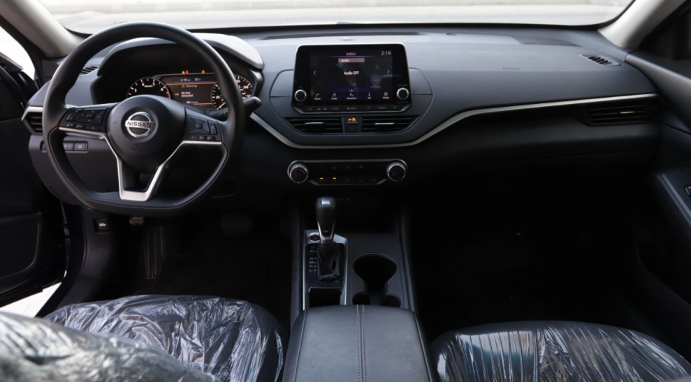 Detail Picture Nissan Altima 2020 - Rent in Dubai