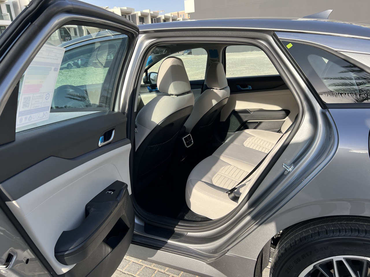 Detail Picture Kia K5 - Rent in Dubai