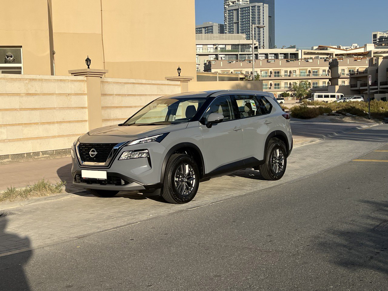 Detail Picture Nissan X-trail - Rent in Dubai