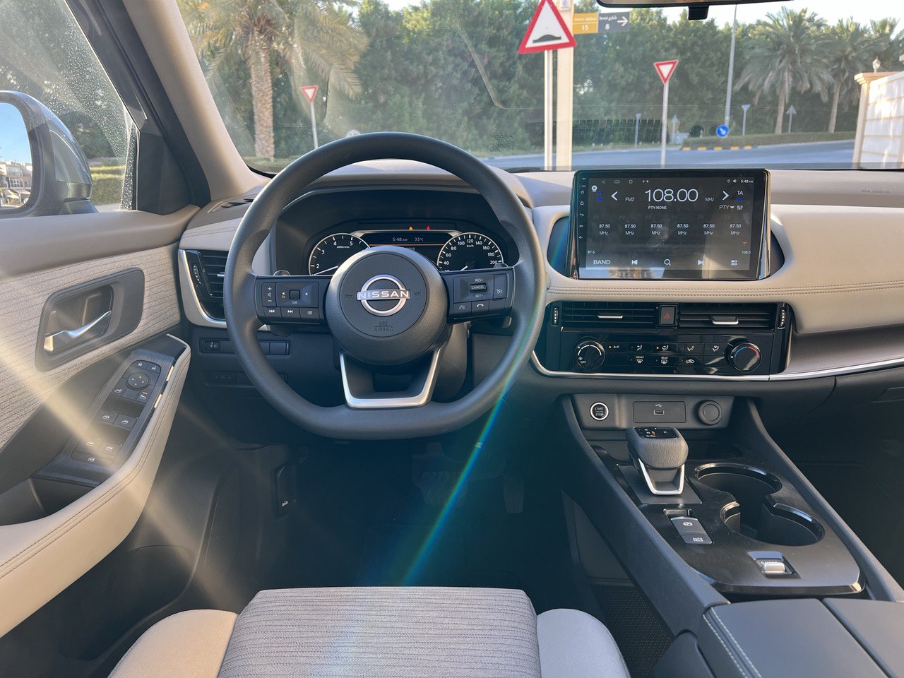 Detail Picture Nissan X-trail - Rent in Dubai