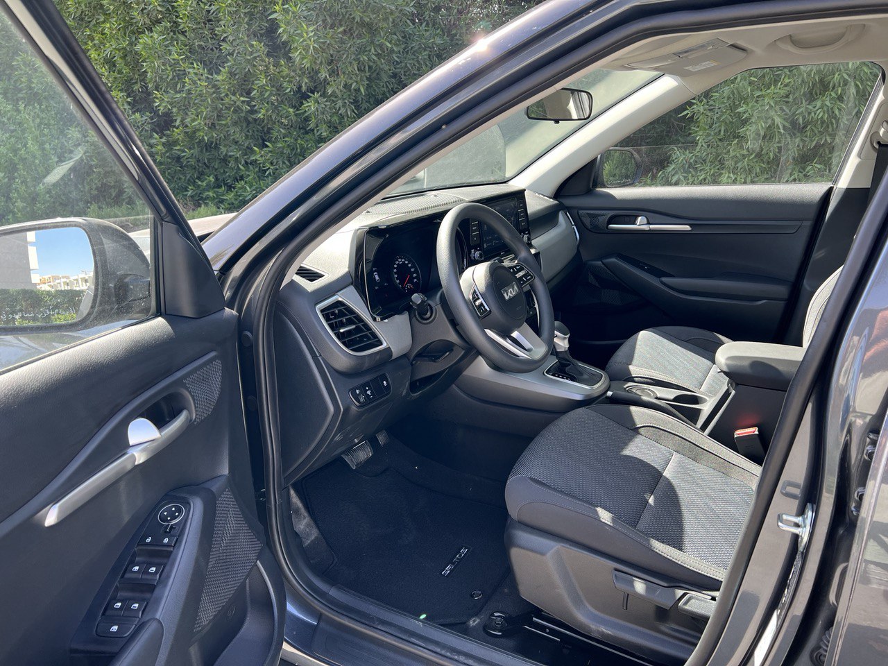 Detail Picture Kia Seltos - Rent in Dubai