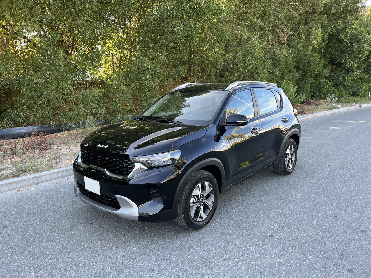 Detail Picture Kia Sonet - Rent in Dubai