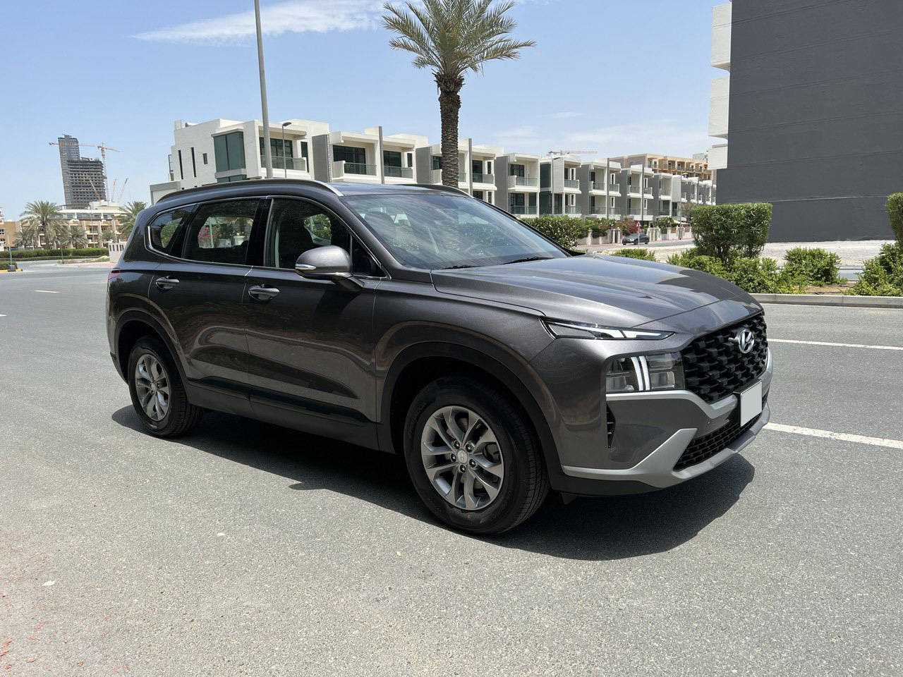 Detail Picture Hyundai Santa Fe - Rent in Dubai