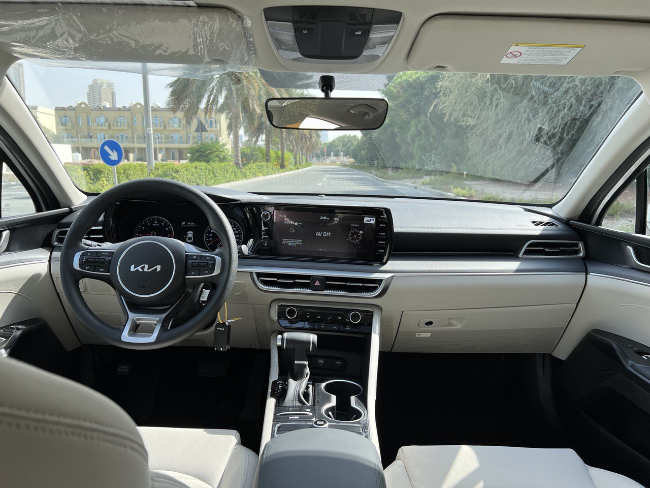 Detail Picture Kia K5 - Rent in Dubai