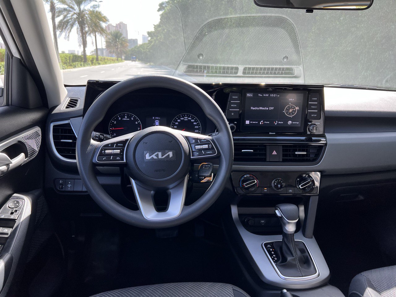 Detail Picture Kia Seltos - Rent in Dubai