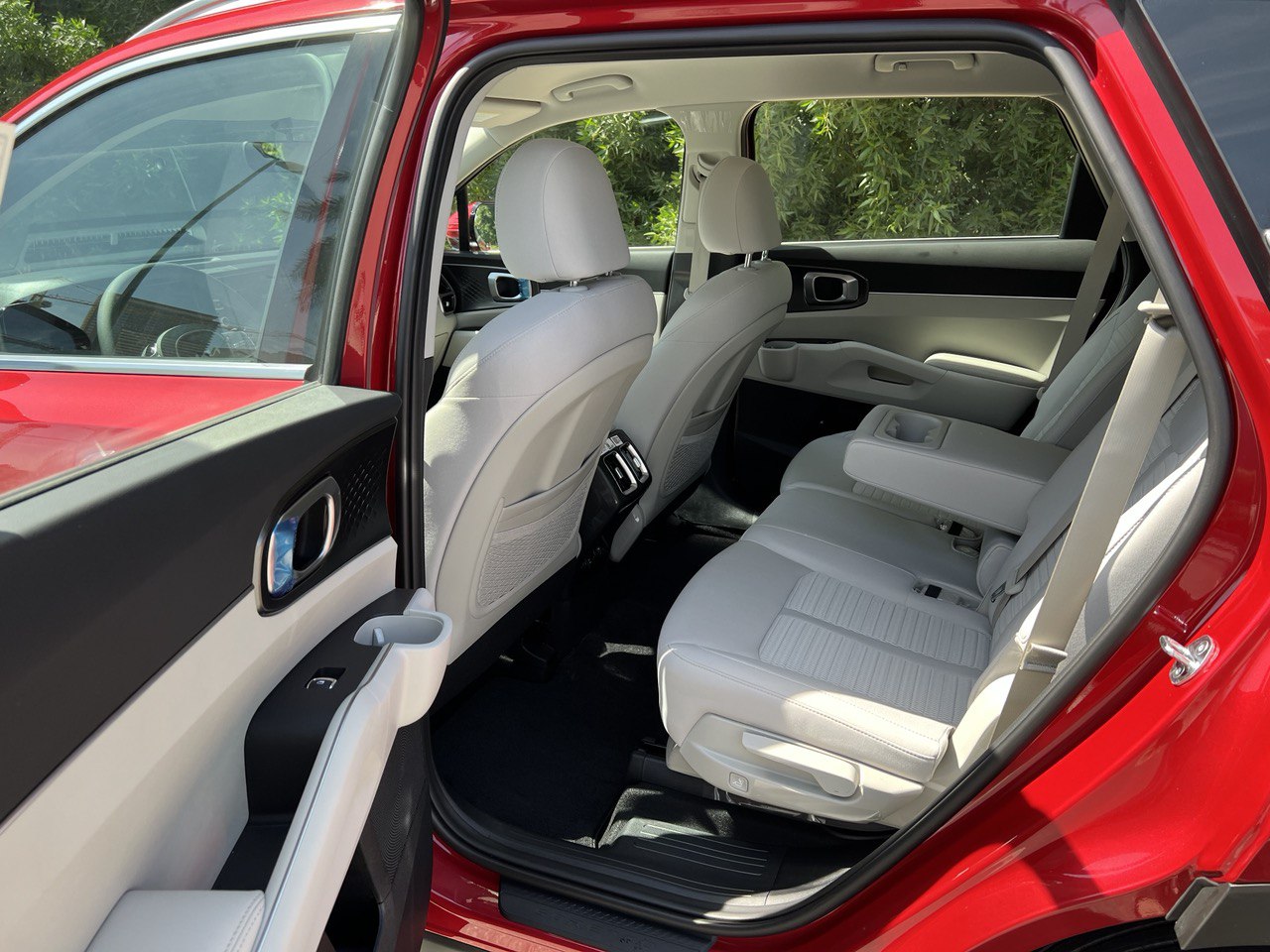 Detail Picture Kia Sorento - Rent in Dubai