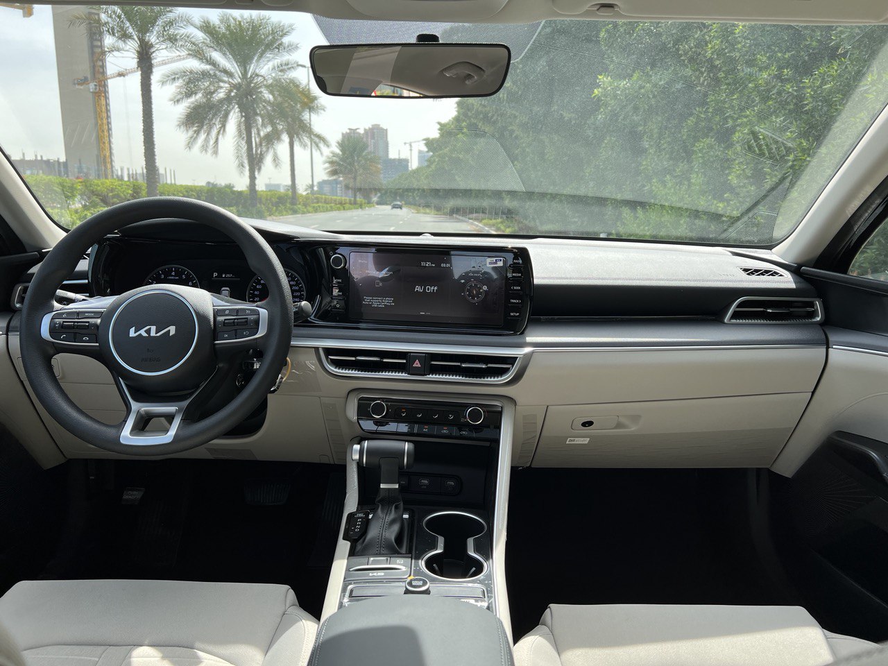 Detail Picture Kia k5 - Rent in Dubai