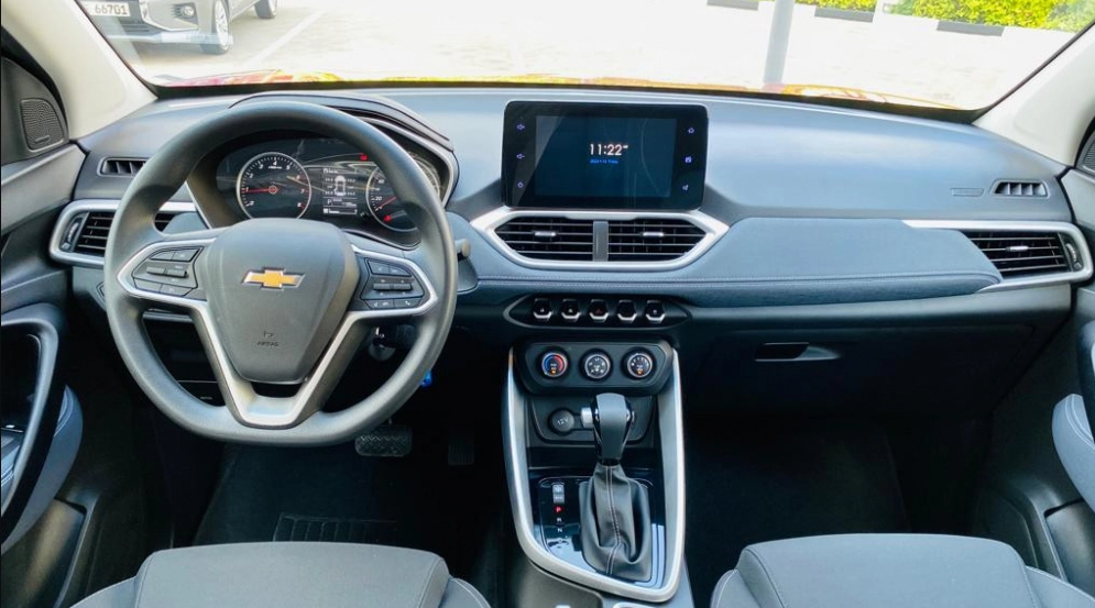 Detail Picture Chevrolet Captiva 2023-2024 - Rent in Dubai