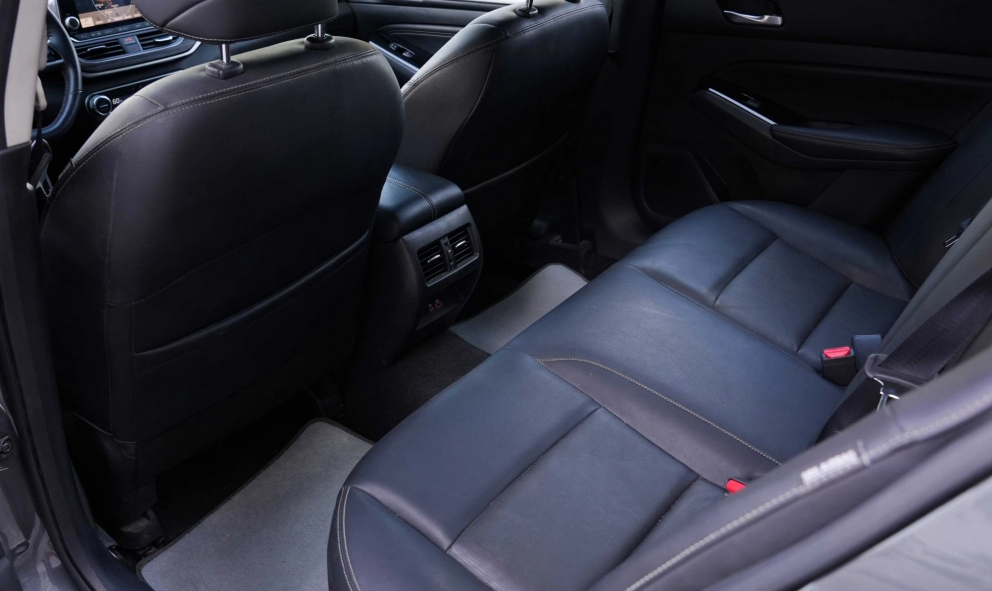 Detail Picture Nissan Altima 2021 - Rent in Dubai