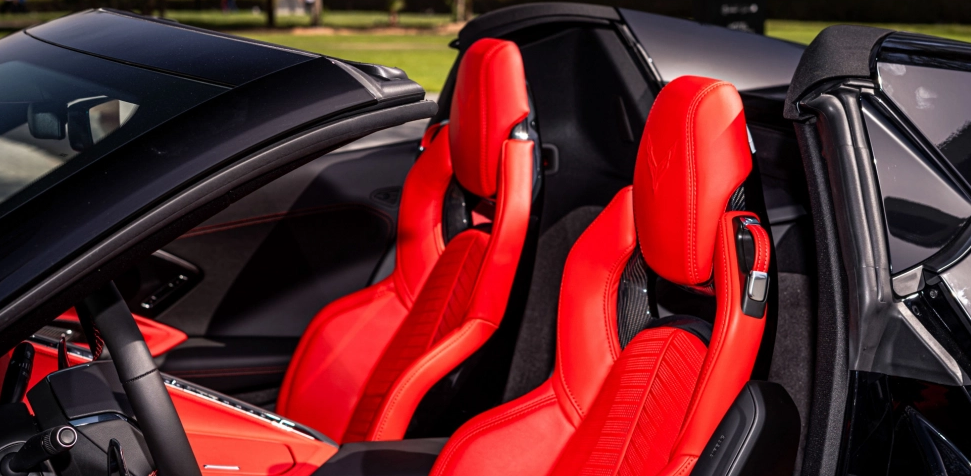 Detail Picture Chevrolet Corvette C8 Stingray Convertible 2023-2024 - Rent in Dubai